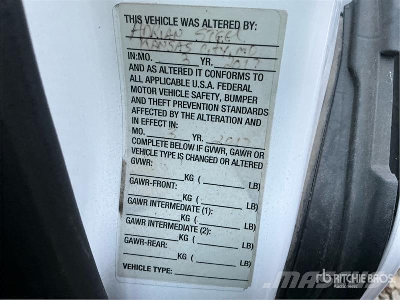 Ford Transit 150 Cargo Van Transporterek