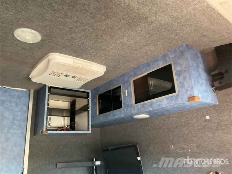Ford Transit 350 4x2 Sewer Camera Truck شاحنات مزدوجة / خلخلة