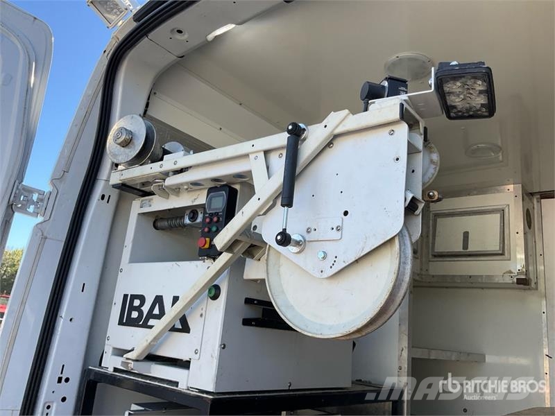 Ford Transit 350 4x2 Sewer Camera Truck شاحنات مزدوجة / خلخلة