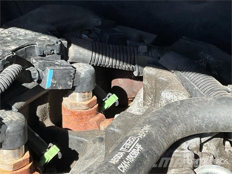 Ford Transit 350 4x2 Sewer Camera Truck شاحنات مزدوجة / خلخلة