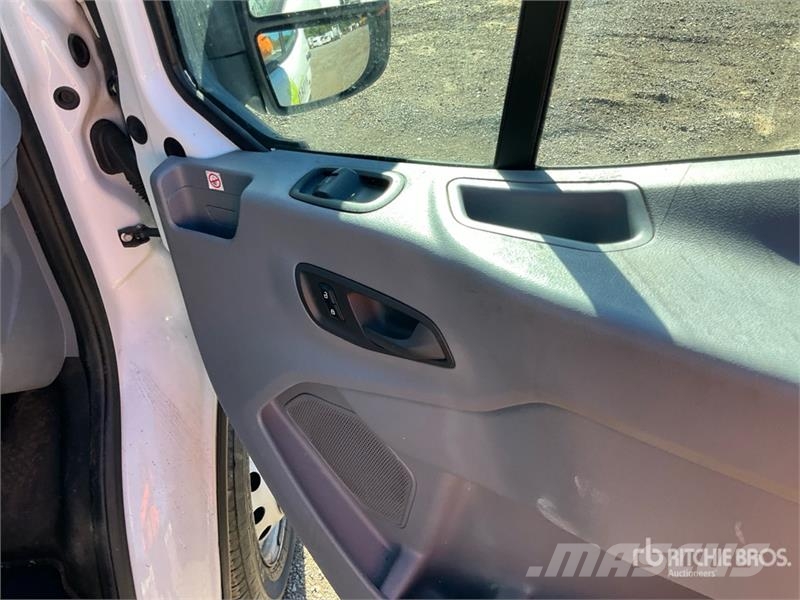 Ford Transit 350 4x2 Sewer Camera Truck شاحنات مزدوجة / خلخلة