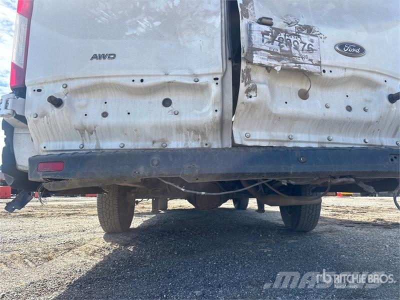 Ford Transit 350 Cargo Van Preču pārvadāšanas furgoni