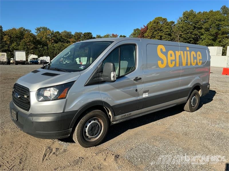 Ford Transit 350 Cargo Van Kaubikud