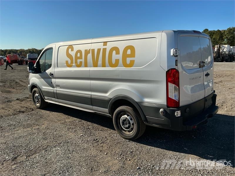 Ford Transit 350 Cargo Van Kaubikud