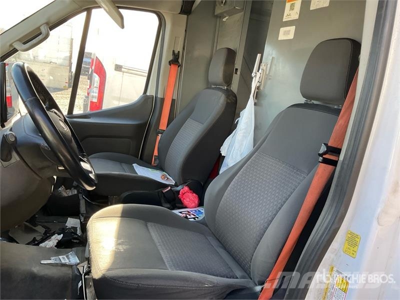 Ford Transit 350 Cargo Van Furgonetas cerradas