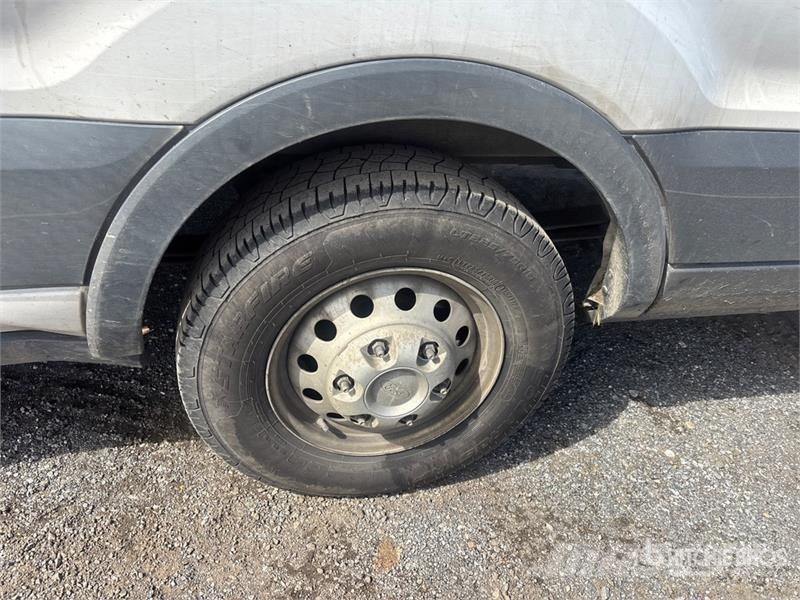 Ford Transit 350 Cargo Van Preču pārvadāšanas furgoni