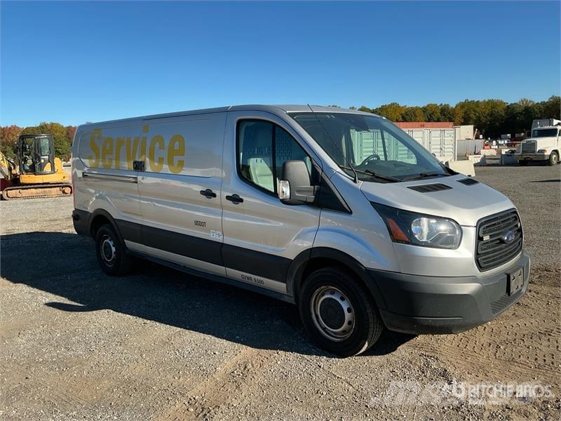 Ford Transit 350 Cargo Van Kaubikud