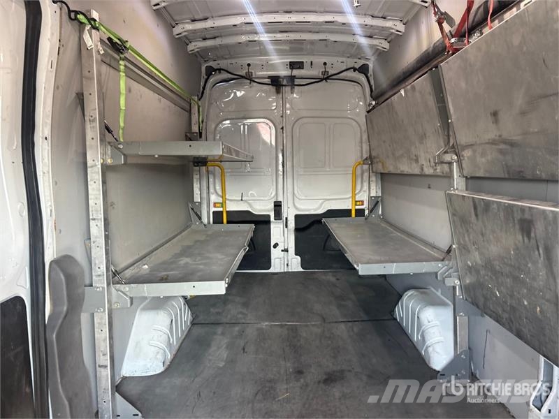 Ford Transit 350 Cargo Van Varevogne