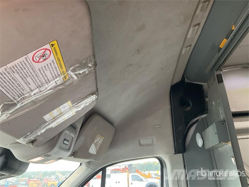 Ford Transit 350 Cargo Van Furgone chiuso