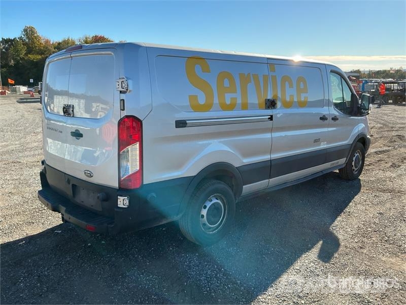 Ford Transit 350 Cargo Van Kaubikud
