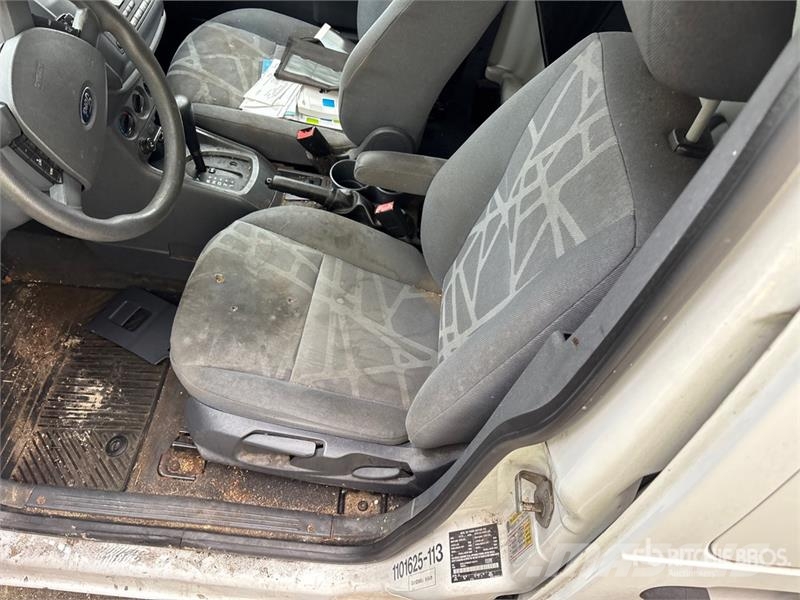 Ford Transit Connect Pakettiautot