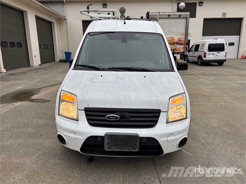 Ford Transit Connect Pakettiautot