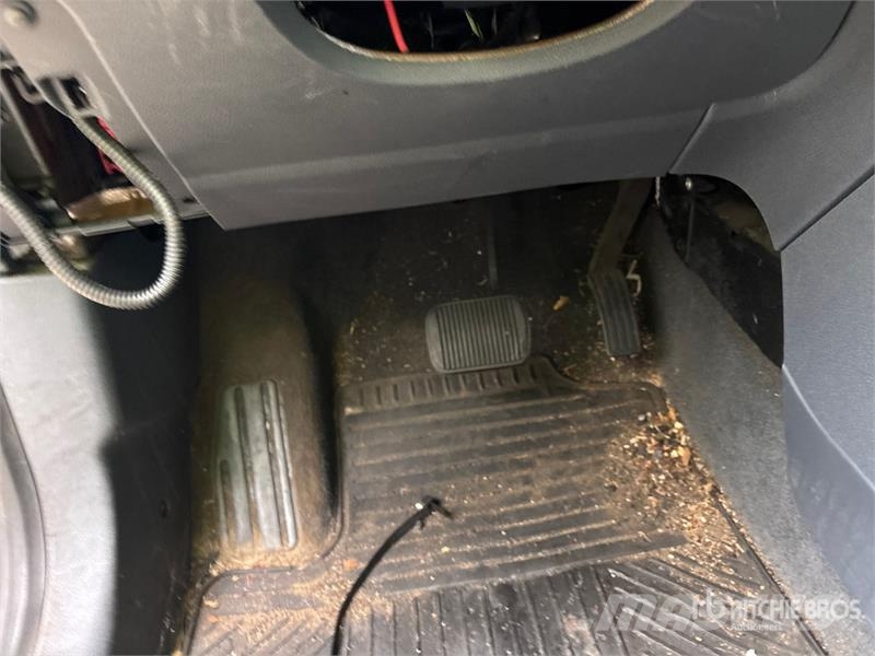 Ford Transit Connect Pakettiautot