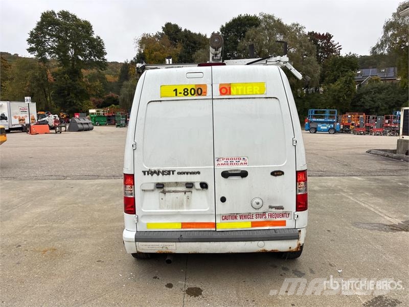 Ford Transit Connect Pakettiautot