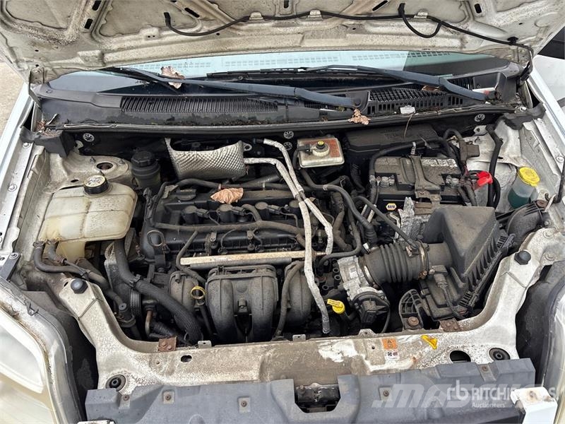 Ford Transit Connect Pakettiautot