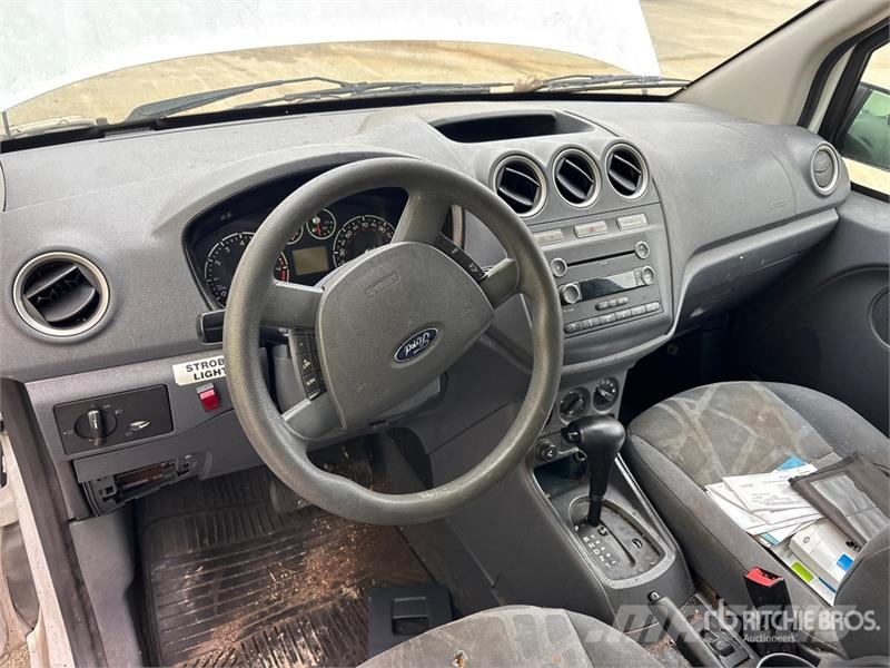Ford Transit Connect Pakettiautot