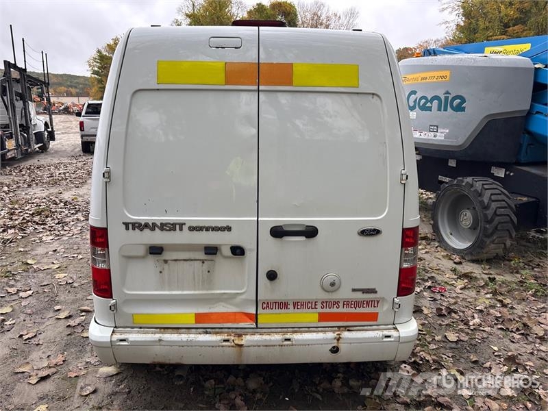 Ford Transit Connect Pakettiautot