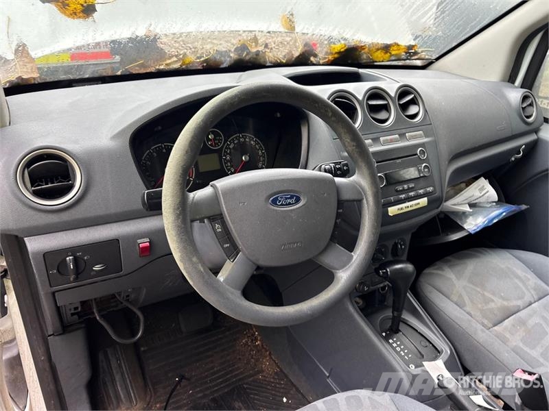 Ford Transit Connect Pakettiautot