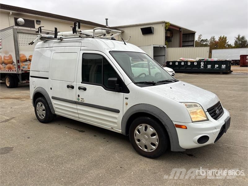 Ford Transit Connect Pakettiautot