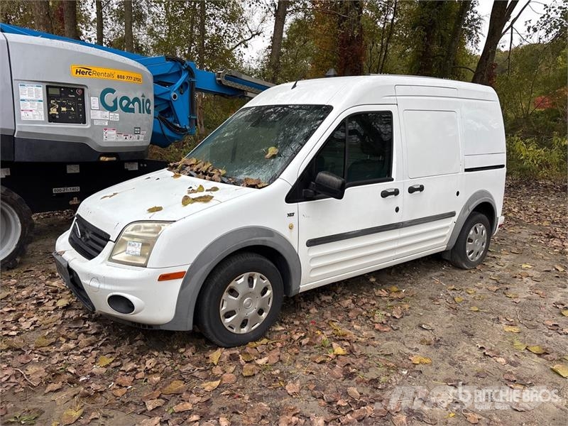 Ford Transit Connect Pakettiautot