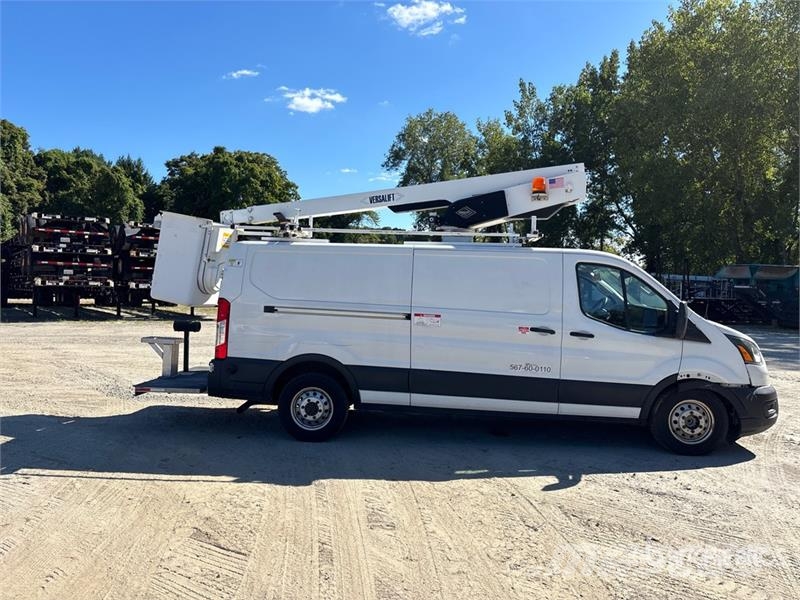 Ford Versalift VANTEL29NE-01 30 ft on  Ford Transit 350 Auto korvtõstukid