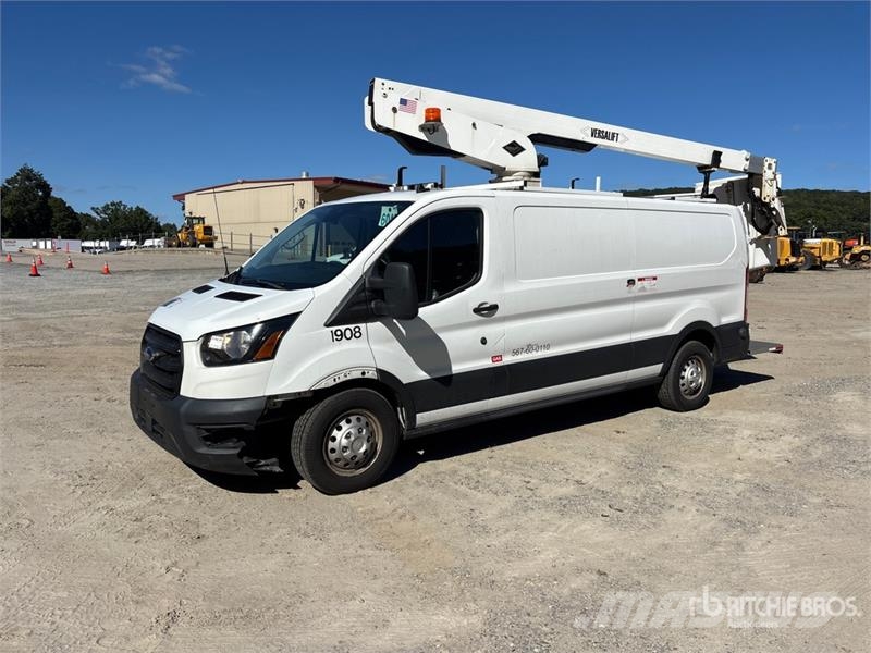 Ford Versalift VANTEL29NE-01 30 ft on  Ford Transit 350 Auto korvtõstukid