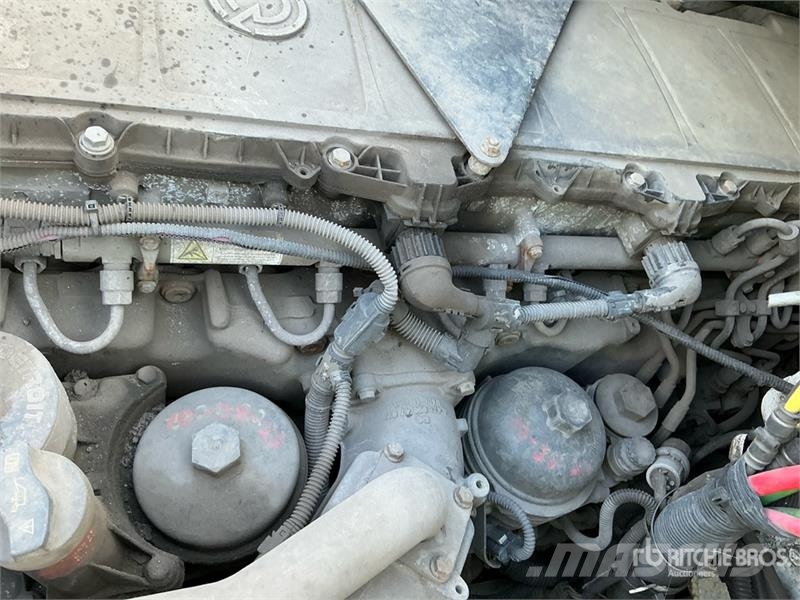 Freightliner 114SD 组合/真空油槽车