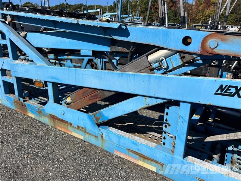 Freightliner 114SD 6x4 Car Carrier Truck 運輸車輛