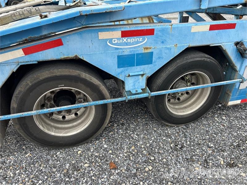 Freightliner 114SD 6x4 Car Carrier Truck Camion porte engin