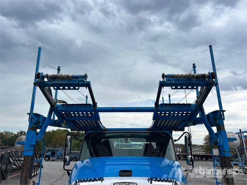 Freightliner 114SD 6x4 Car Carrier Truck Camion porte engin