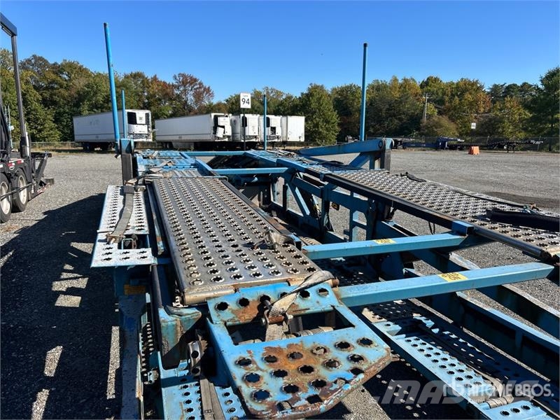 Freightliner 114SD 6x4 Car Carrier Truck 運輸車輛