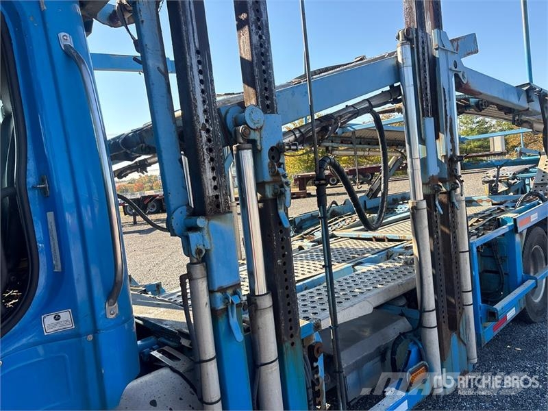 Freightliner 114SD 6x4 Car Carrier Truck Avtotransporterji