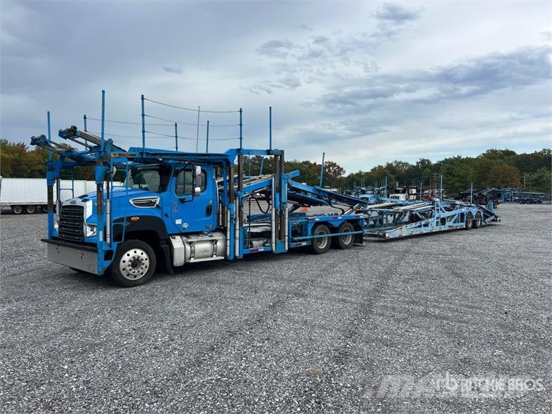 Freightliner 114SD 6x4 Car Carrier Truck Camion porte engin