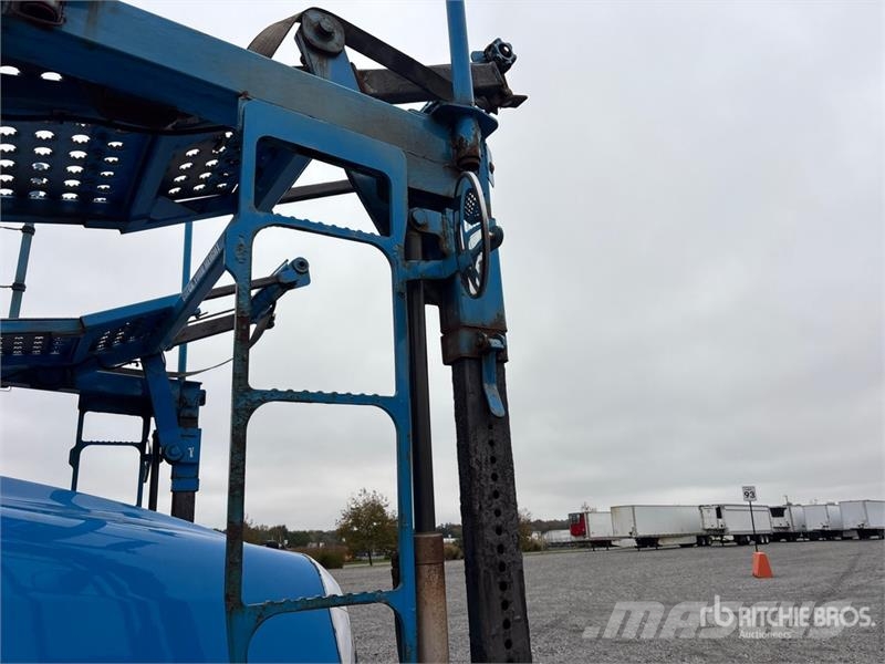 Freightliner 114SD 6x4 Car Carrier Truck Autotransporter