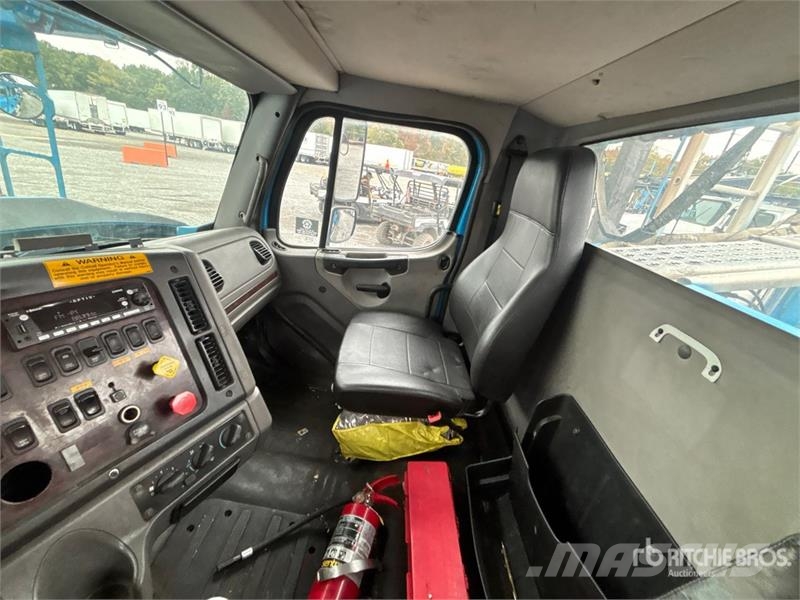 Freightliner 114SD 6x4 Car Carrier Truck Vehicle transporters