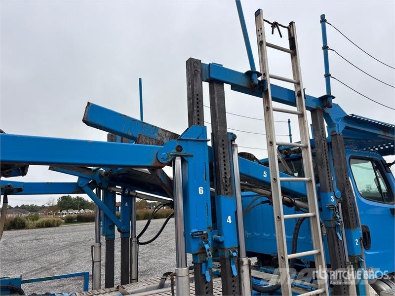 Freightliner 114SD 6x4 Car Carrier Truck Autotransporter
