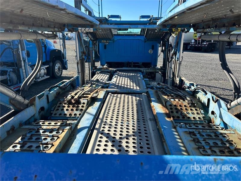 Freightliner 114SD 6x4 Car Carrier Truck Camiones portacoches