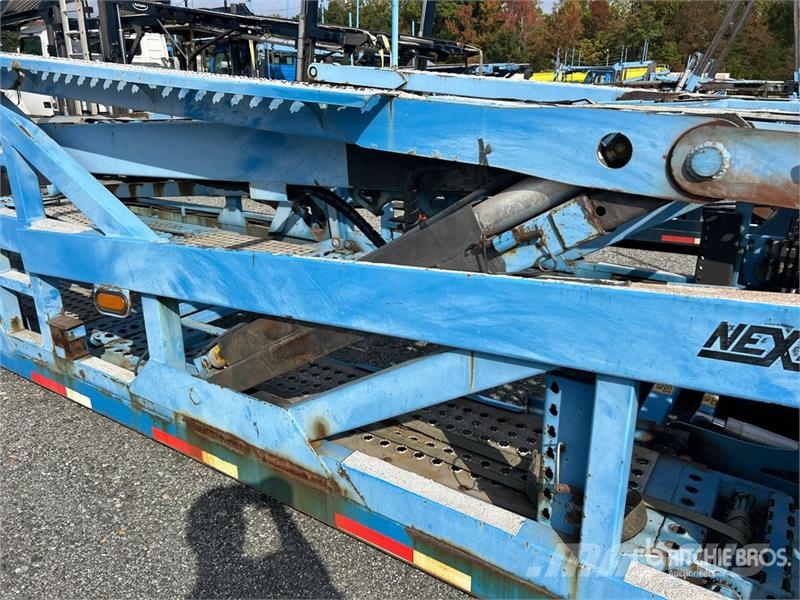 Freightliner 114SD 6x4 Car Carrier Truck Avtotransporterji