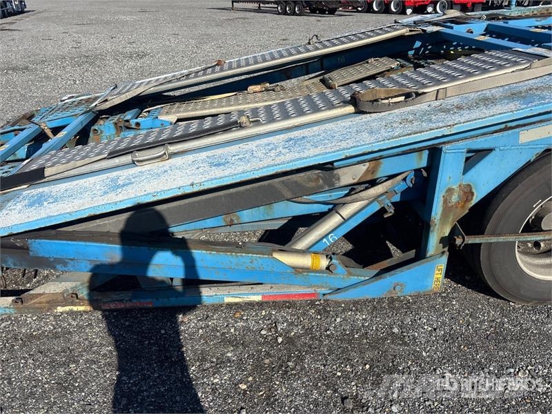 Freightliner 114SD 6x4 Car Carrier Truck Avtotransporterji