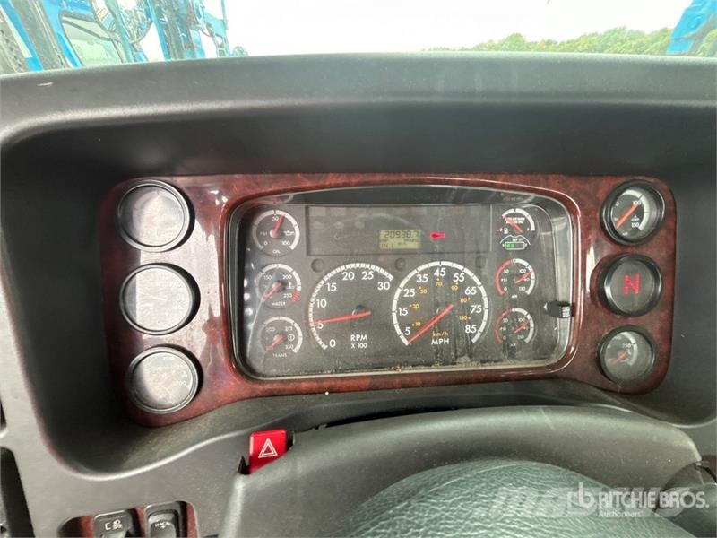 Freightliner 114SD 6x4 Car Carrier Truck Vehicle transporters