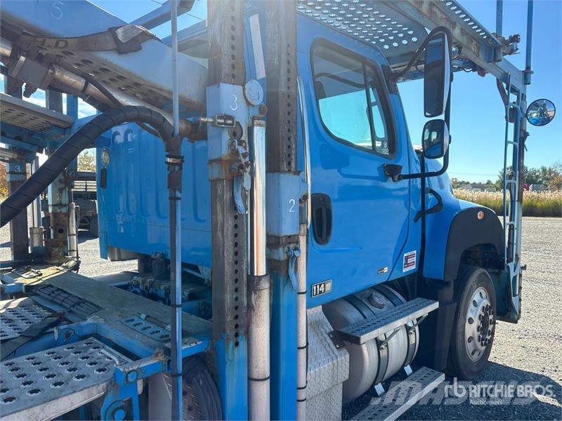 Freightliner 114SD 6x4 Car Carrier Truck Автовозы