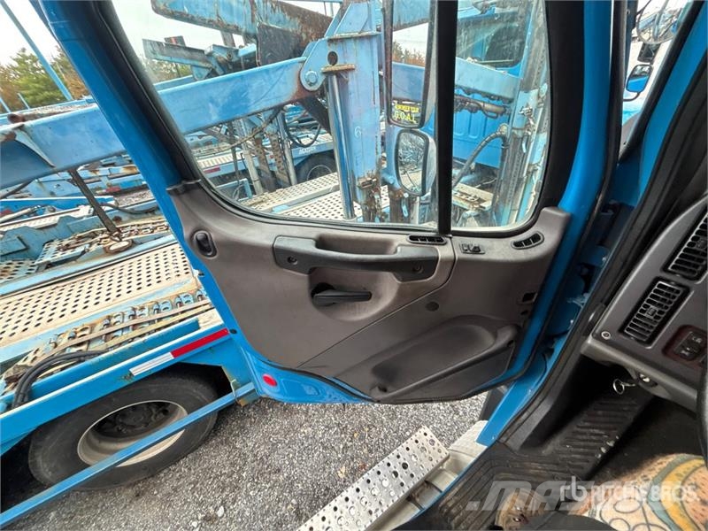 Freightliner 114SD 6x4 Car Carrier Truck Vehicle transporters