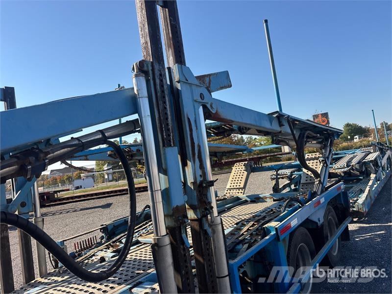 Freightliner 114SD 6x4 Car Carrier Truck Avtotransporterji