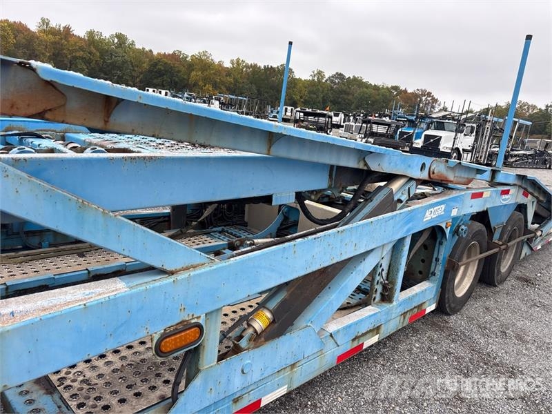 Freightliner 114SD 6x4 Car Carrier Truck Autotransporter