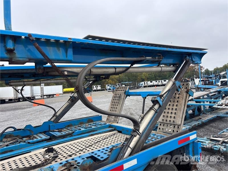Freightliner 114SD 6x4 Car Carrier Truck Autotransporter