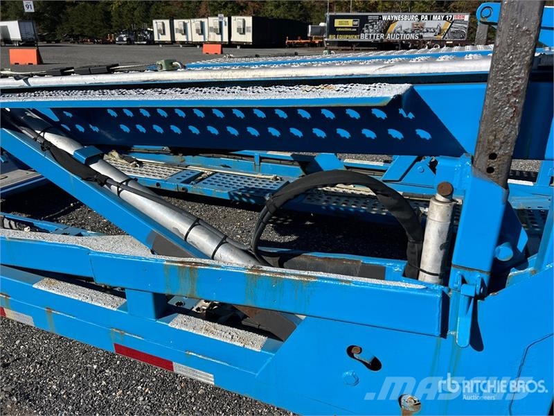 Freightliner 114SD 6x4 Car Carrier Truck Camiones portacoches