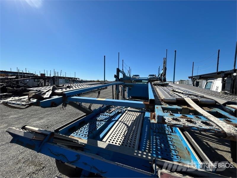 Freightliner 114SD 6x4 Car Carrier Truck 運輸車輛