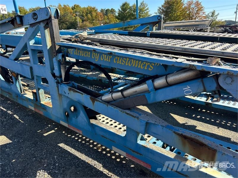 Freightliner 114SD 6x4 Car Carrier Truck 運輸車輛