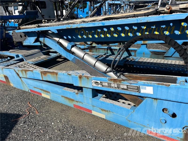 Freightliner 114SD 6x4 Car Carrier Truck 運輸車輛
