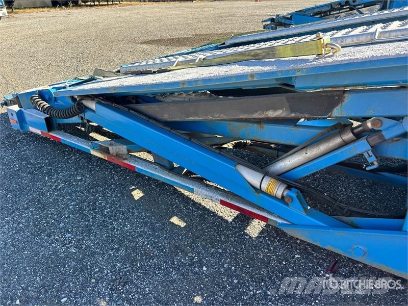 Freightliner 114SD 6x4 Car Carrier Truck Camiones portacoches